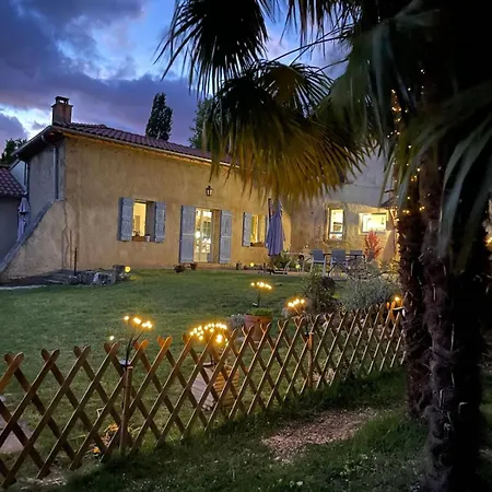 לינה וארוחת בוקר La Bastide Armous-et-Cau